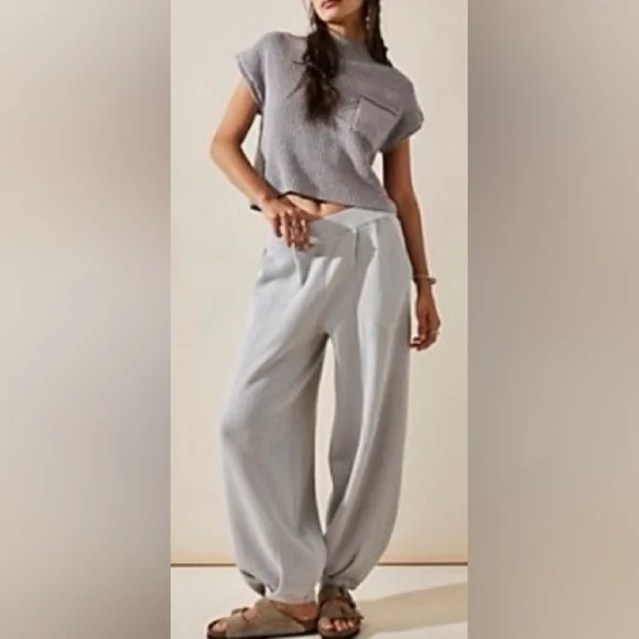 Free People Freya Set-Gray Wide-Leg Pants and matching cropped sweater NWT - Picture 1 of 11